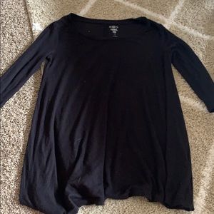 black tunic tee
